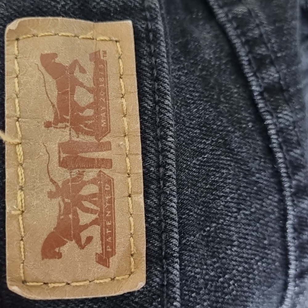 Levis, 505 straight leg black jeans, pockets, size 6 - Picture 8 of 11